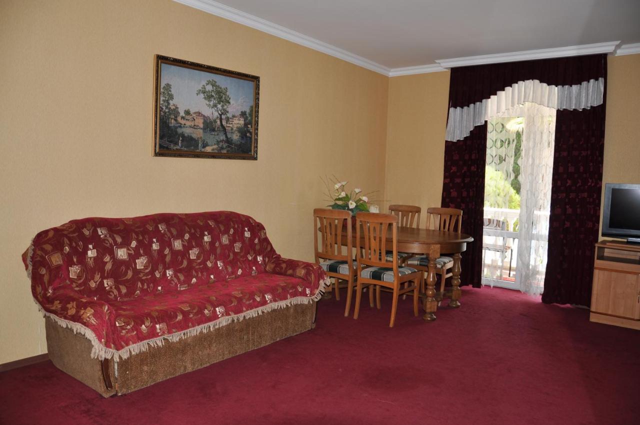 Гагрипш Курортный Комплекс Gagra Esterno foto